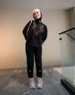 ست  شومیز شلوار گلدوزی زارا - تصویر 8