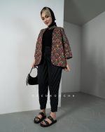 ست مانتو کوک دوزی و شلوار پلیسه